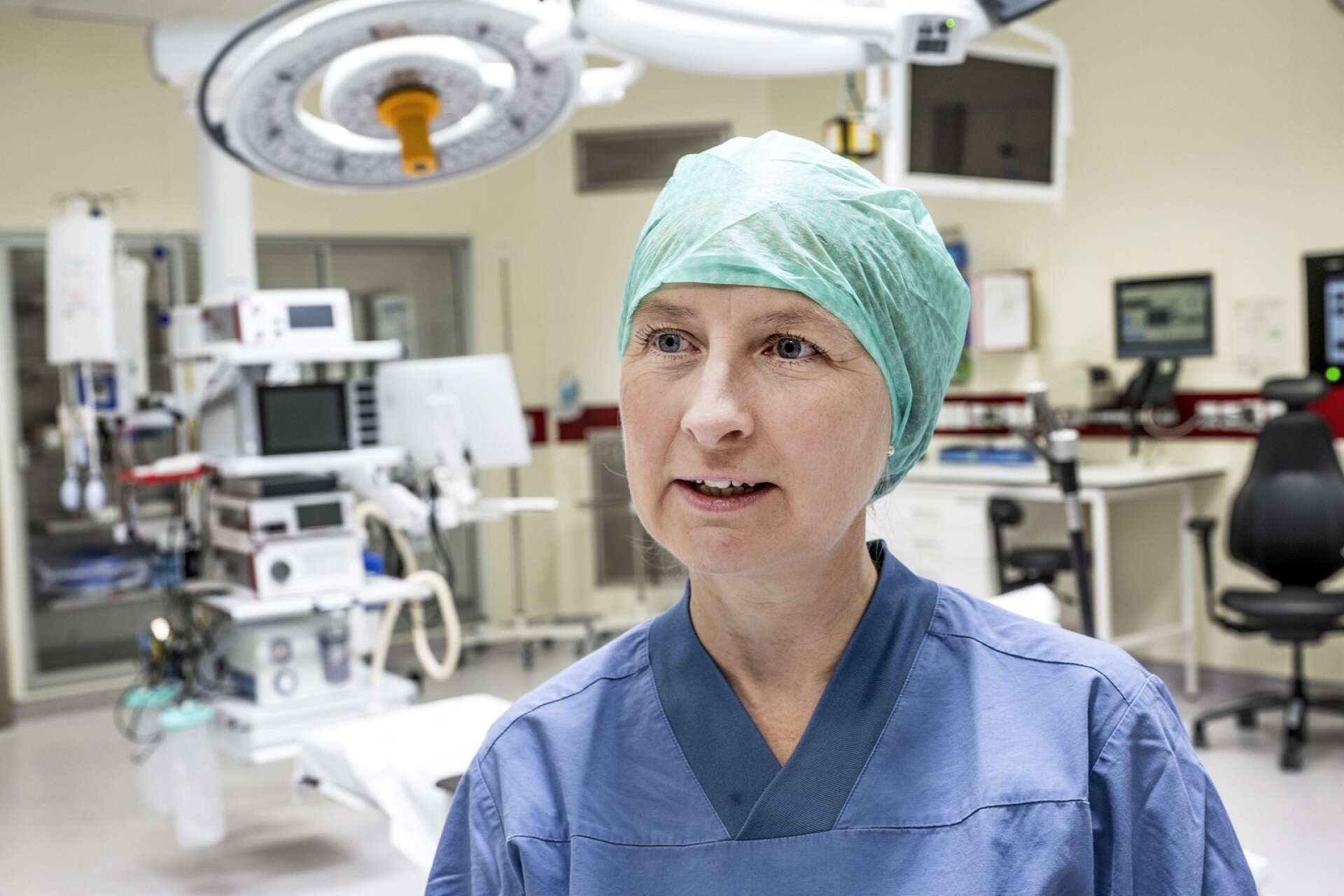 Maria Wikström, överläkare i kirurgi, akut- och traumasektionen på Centralsjukhuset Karlstad, larmar om att A-traktorolyckorna ökar.