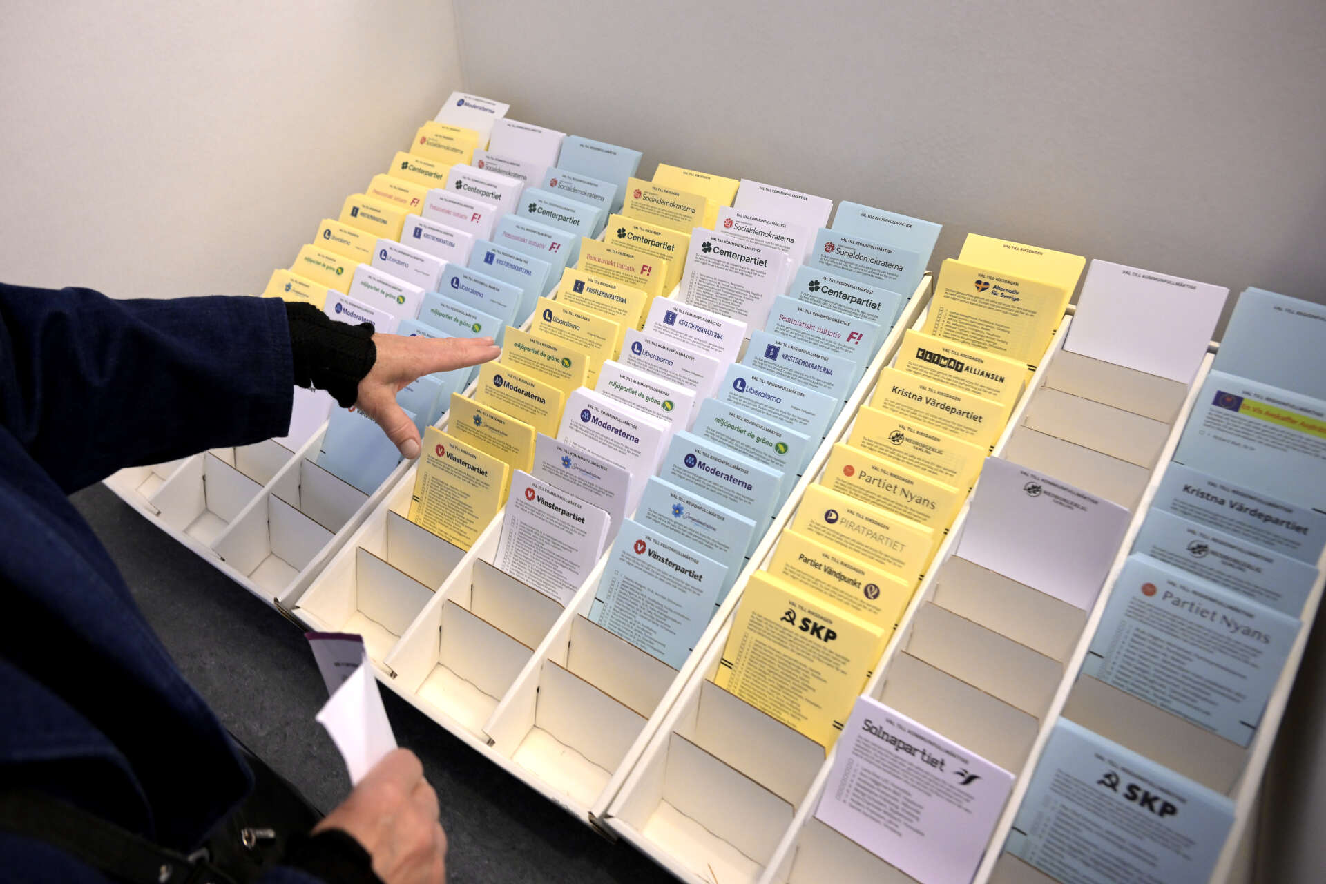 Närmare 40 procent av de tillfrågade bytte parti i årets val, enligt SVT:s vallokalsundersökning. Arkivbild.