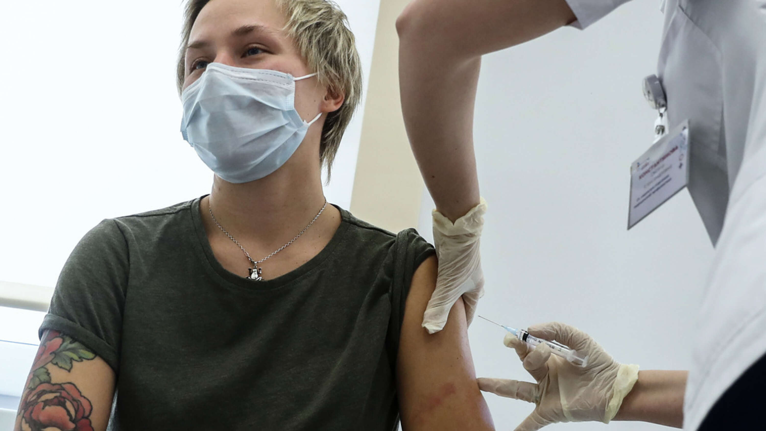 Vaccinering av det ryska vaccinet Sputnik V har inletts i Moskva.