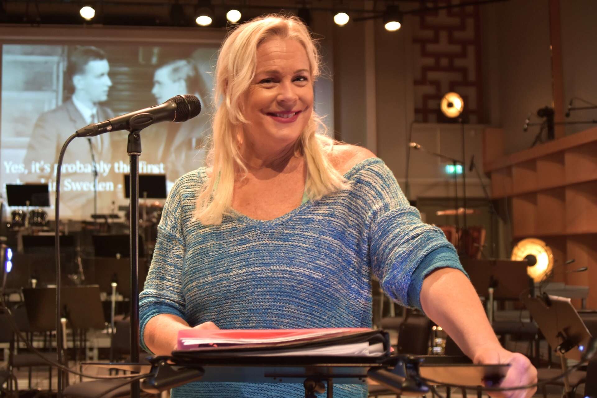 Malena Ernman under repetitioner i Stora Konsertsalen på Musikhögskolan Ingesund.