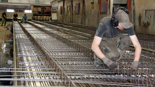 Högsätersfabriken Betongprodukter AB har drabbats av inbrott, där handverktyg stals.
