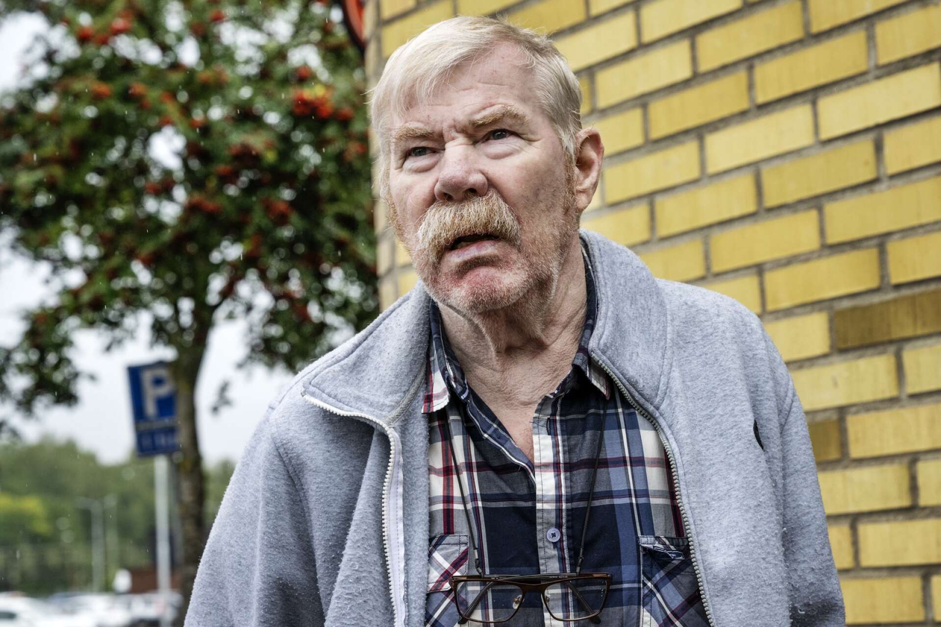 ”När jag bodde granne med grillen var det så smidigt att bara gå in och beställa en korv”, säger Hans-Åke Jansson.