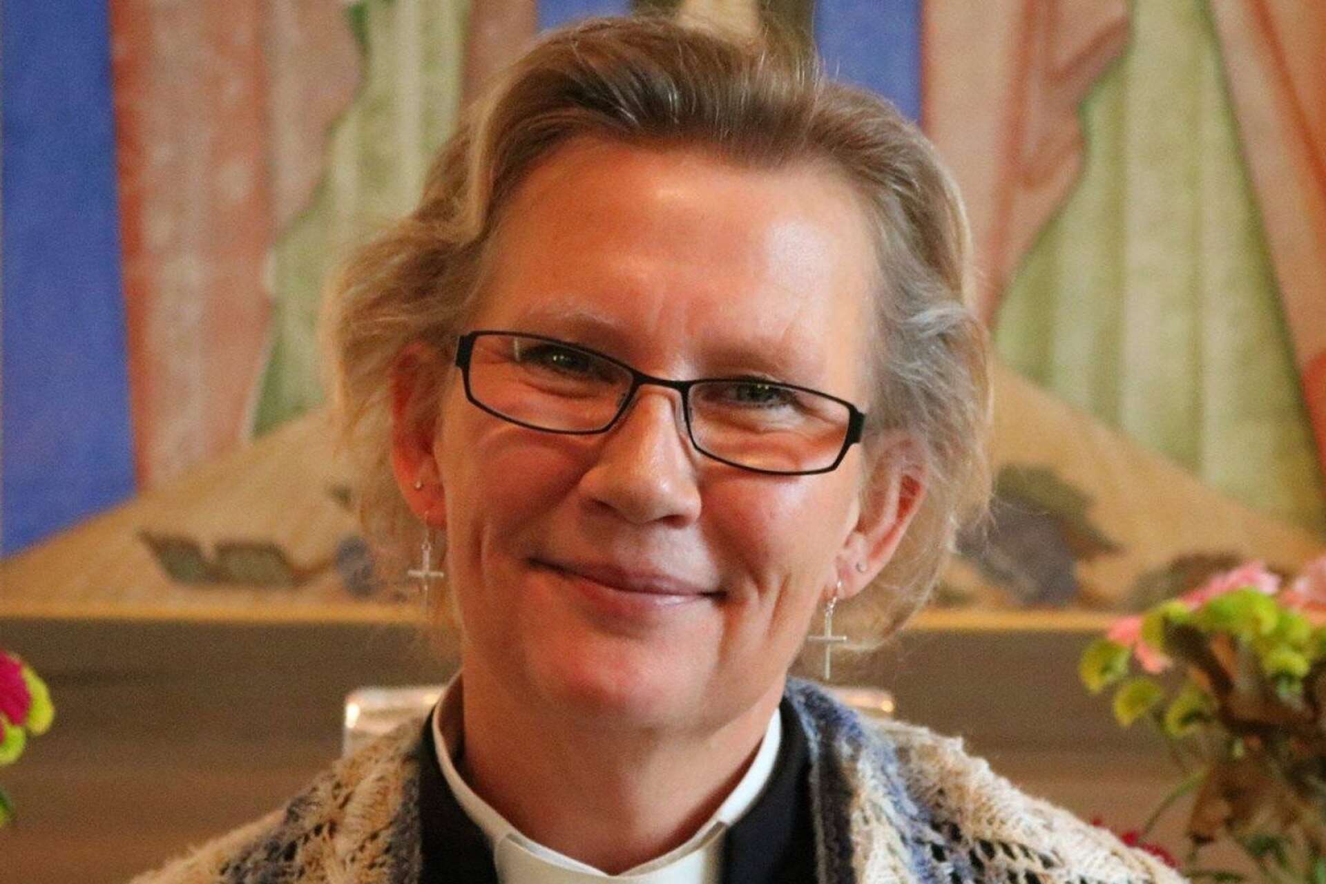 Jaana Pollari Lindström, kyrkoherde. 