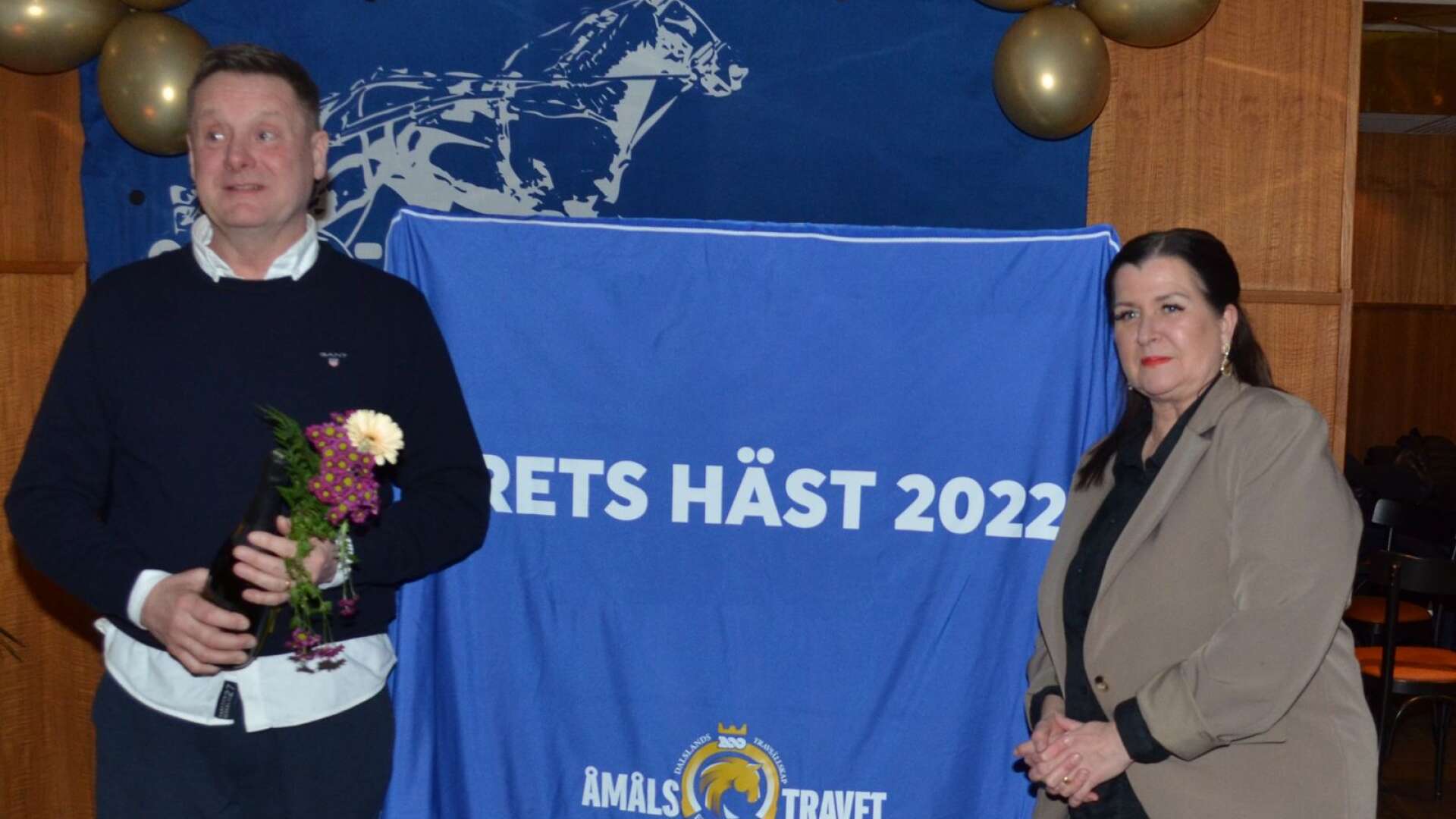 Mikael och Jeanette Ekström tog emot priset för årets häst – Zelma Laday.  Samma häst prisades också som årets fyraåriga sto.