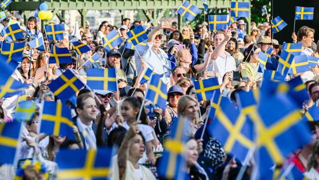 Fri kultur, starka fackföreningar och den svenska modellen, en stark generell välfärd, mångfald och folkbildning, det är vad som tillsammans skapar svensk kultur och jämlika villkor, skriver ledarskribenten.