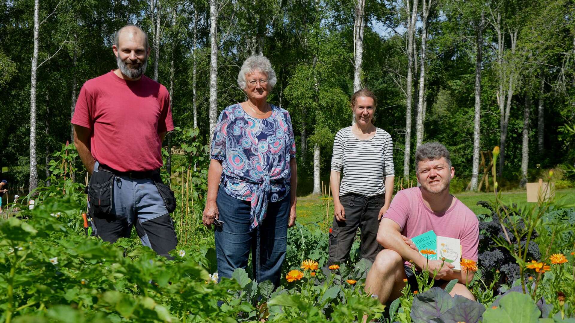 Erik Engkvist, Eva Hallström, Annelie Engkvist och Ulf Adolfson är några av de som vill förändra samhället genom nätverket Omställning Fryksdalen.
