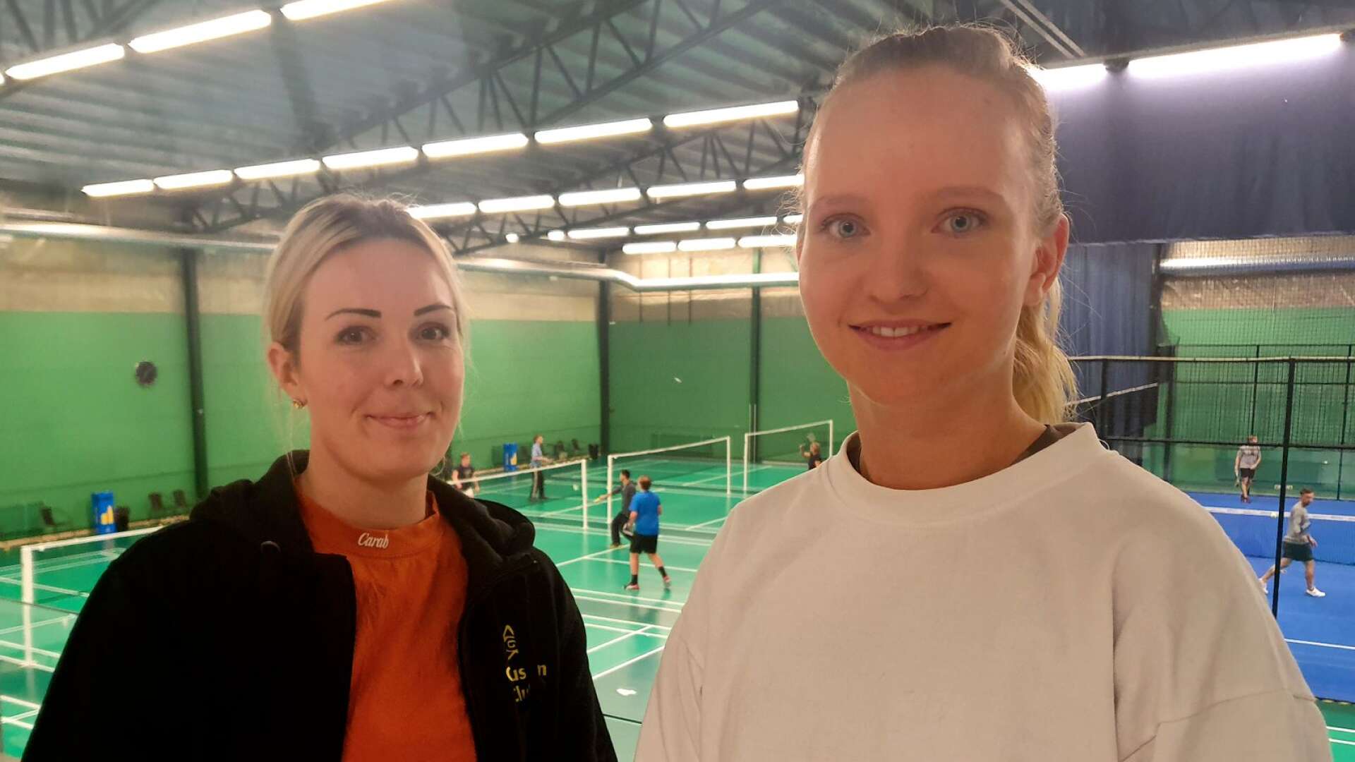 Veronica Idman och Sofia Larsson ångrar inte att de åter börjat träna och spela badminton.