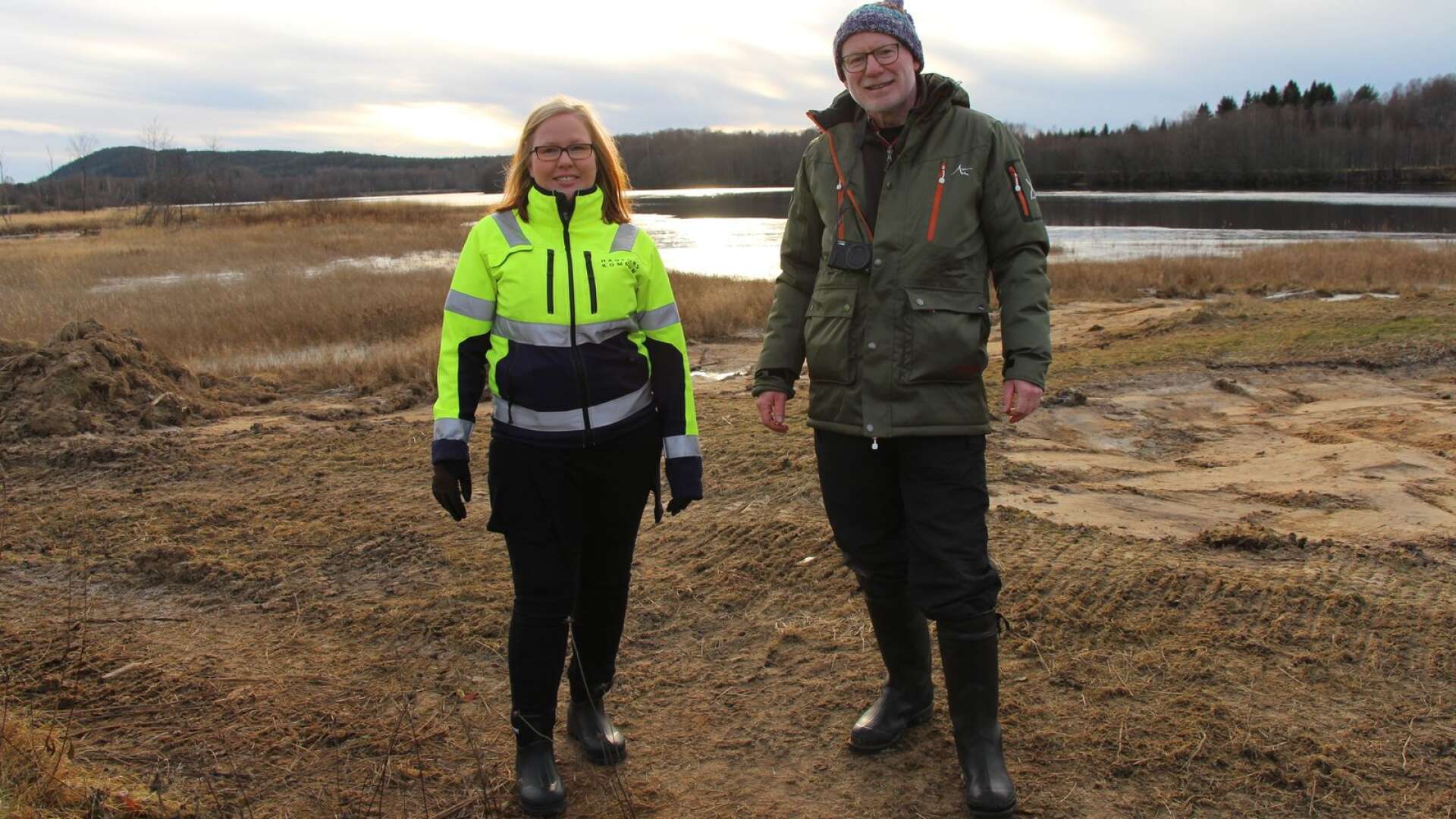 Liisa Larson, naturvårdshandläggare, Hagfors kommun och Sven-Åke Berglind, naturvårdsbiolog länsstyrelsen