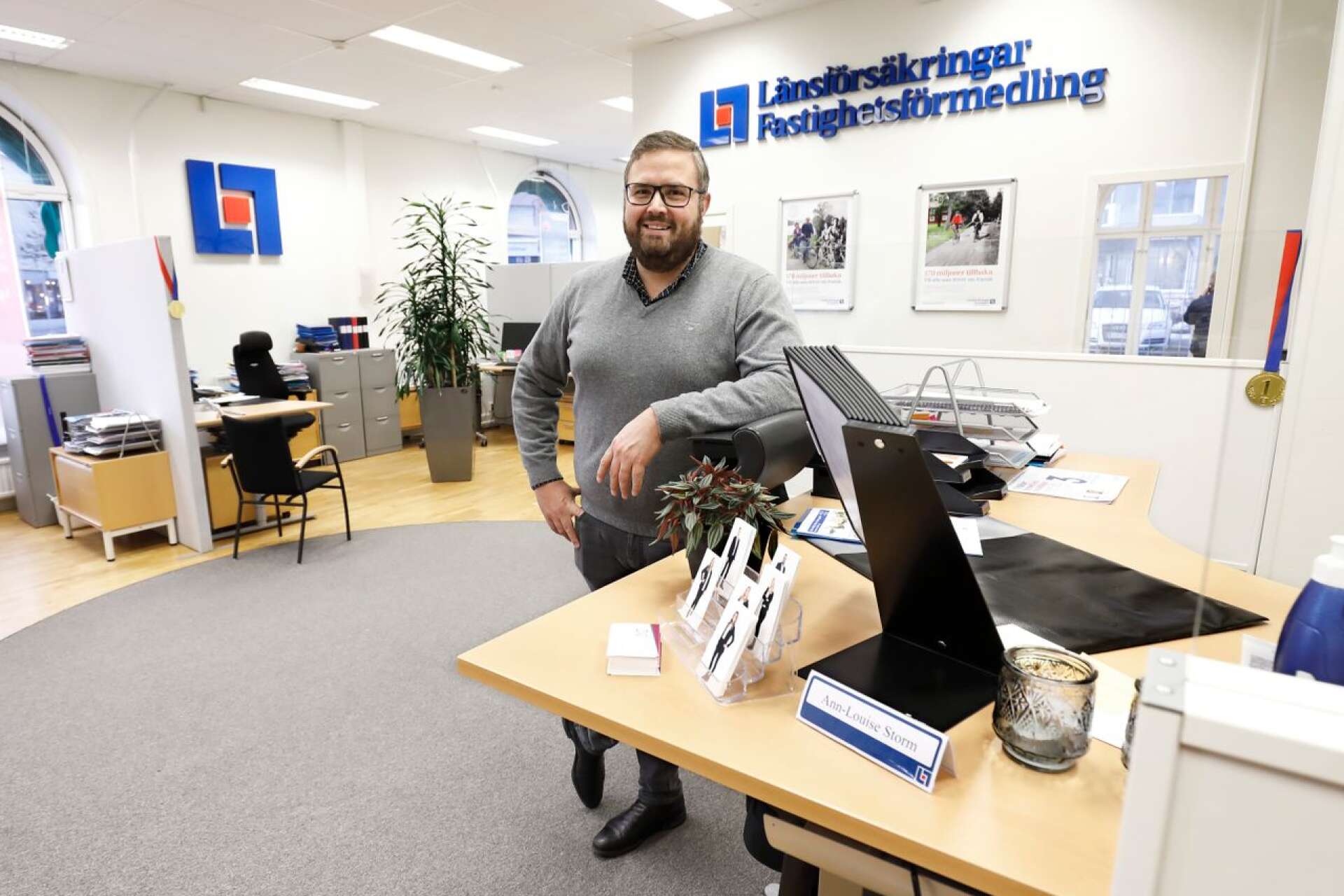 Gustaf Florenius, fastighetsmäklare på Länsförsäkringar Fastighetsförmedling, ser positivt på utvecklingen av bostadsmarknaden i Karlskoga och länet. Arkivbild.