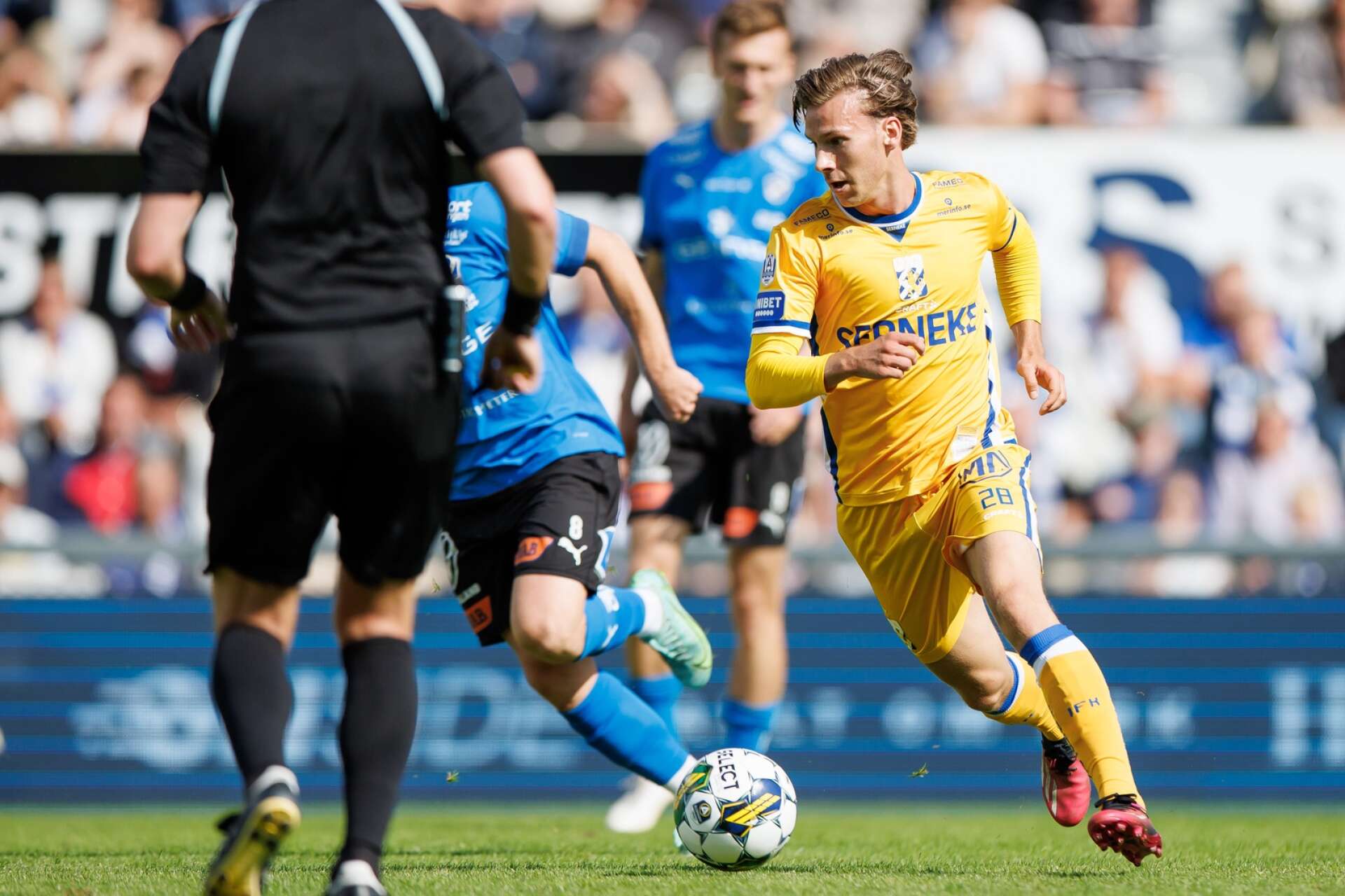 Lucas Kåhed fick spela över 30 minuter i helgens allsvenska match mellan Halmstad och IFK Göteborg. 