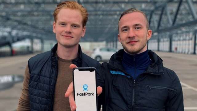 Albin Samuelsson, 21, och Oscar Nilsson, 20, driver företaget Fastpark som nyligen har tagit in 2,5 miljoner kronor i investeringar.