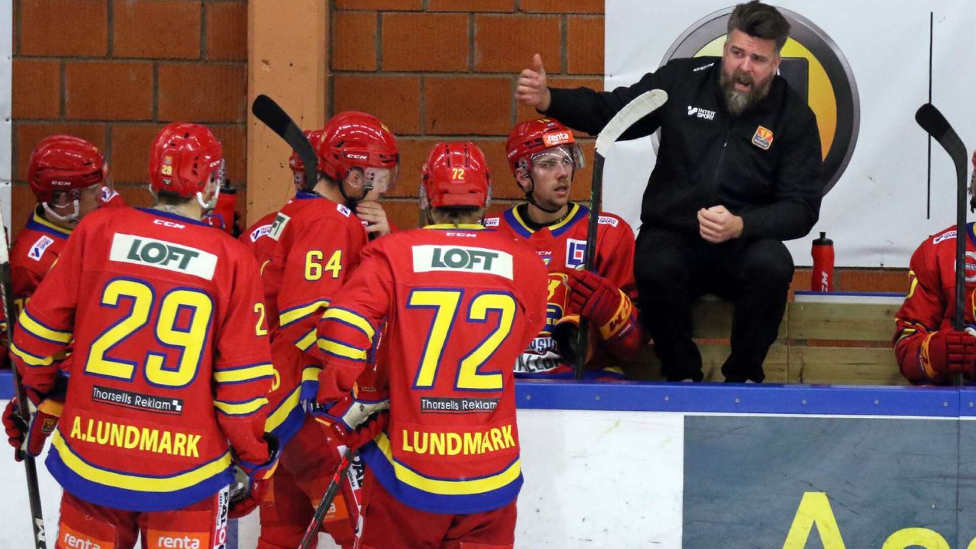 Skövde IK mot Lindlövens IF i Billingehov i hockeyettan västra - Fredrik Ljunggren 