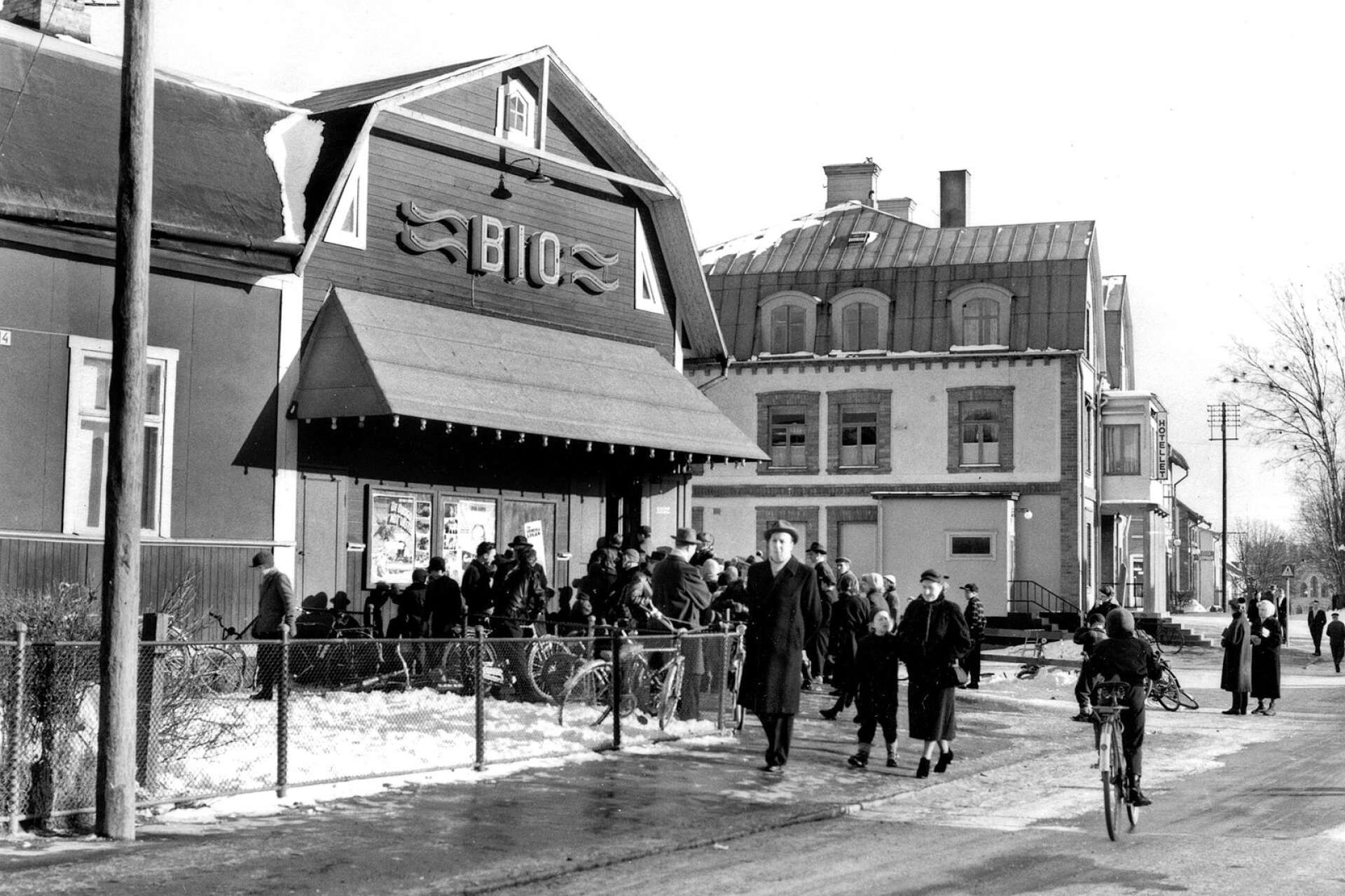 Degerfors bio Laa i samband med en matiné 1955. Huset revs i början av 1960-talet.