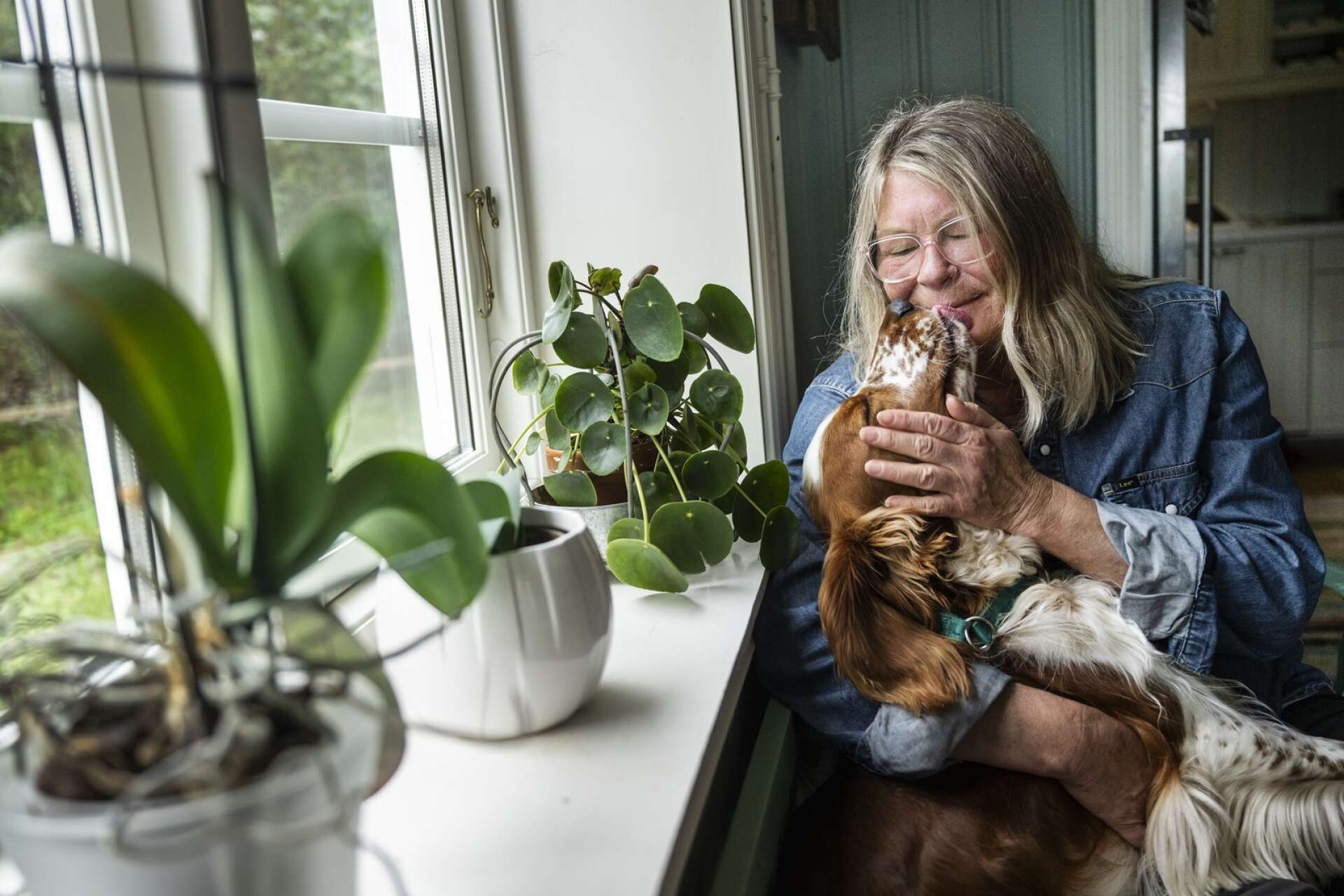 Efter många års kamp mer eller mindre flydde Yvonne Persson till Brunskog där hon funnits frid, fram tills nu när oro och funderingar återigen präglar vardagen.