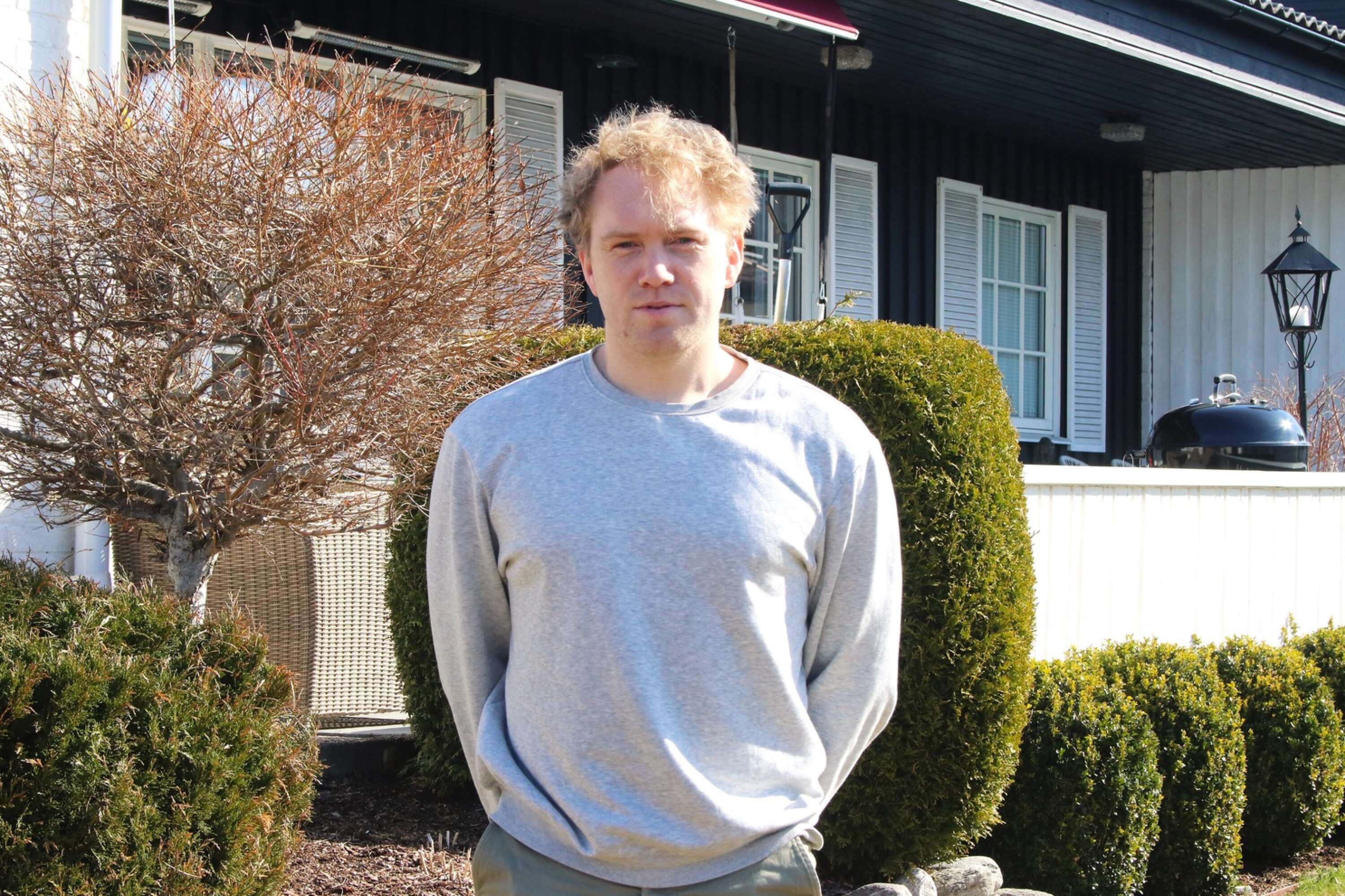 Erik Svanström trivs både med familjelivet och med tillvaron som husägare.