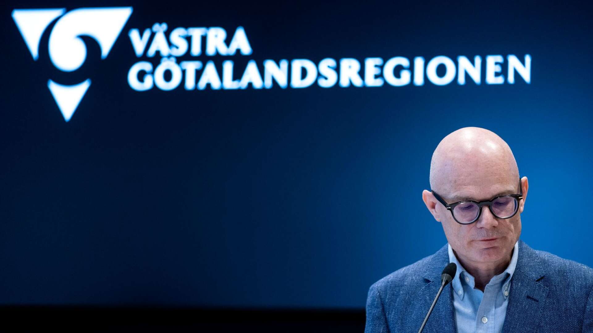 Thomas Wahlberg, smittskyddsläkare, vill se fjärr- och distansundervisning på högstadieskolorna i Västra Götaland. 