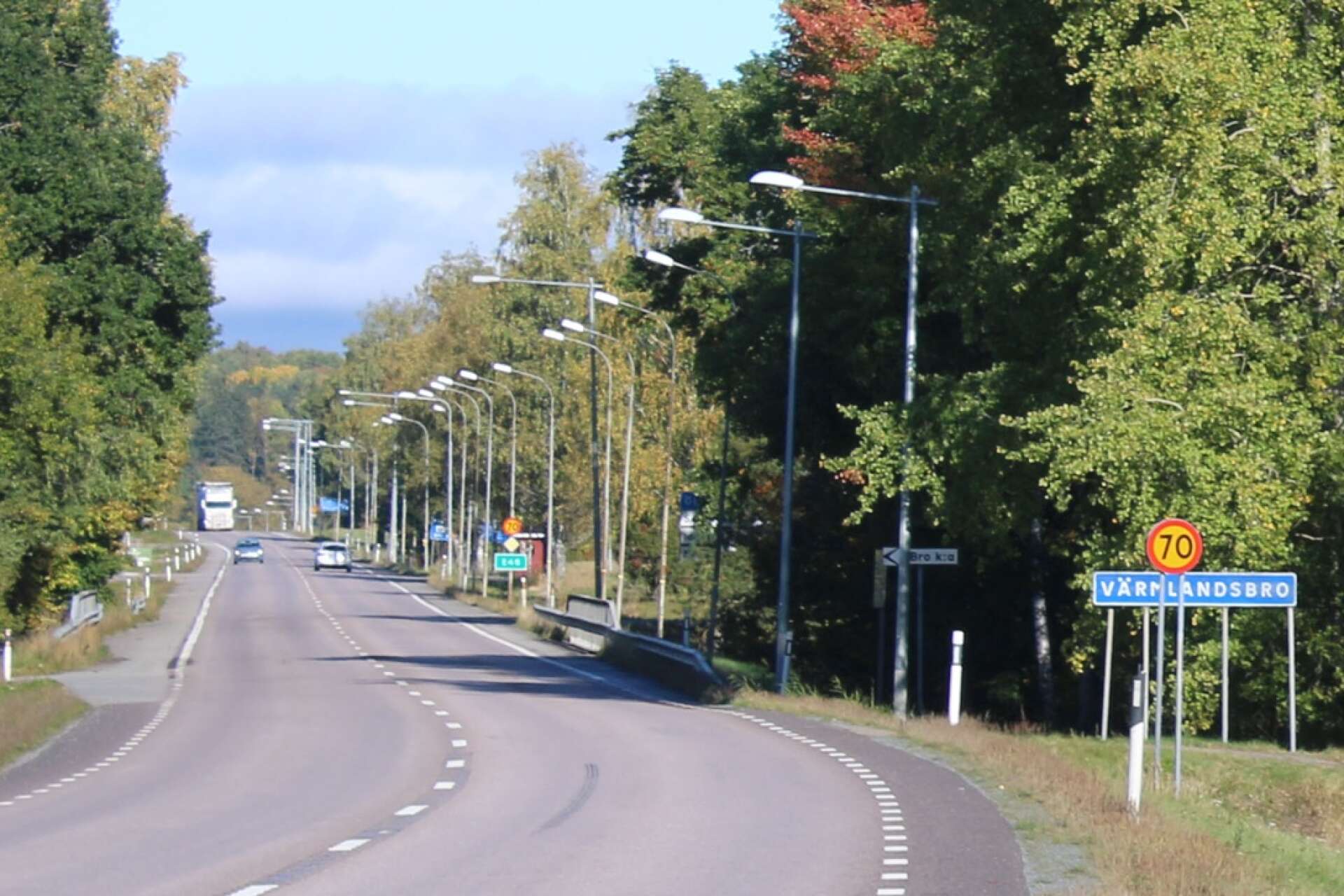 E45 kommer även efter ombyggnaden gå genom Värmlandsbro, enligt Trafikverkets plan som nu lagts fram för samråd.