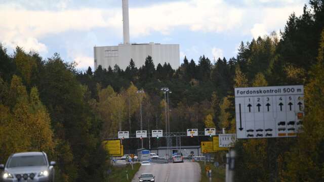 I väntan på säkrare slutförvaring av kärnkraftsavfall är mellanlagring den mest ansvarsfulla metoden, anser miljöpartisten Torbjörn Nilsson. 