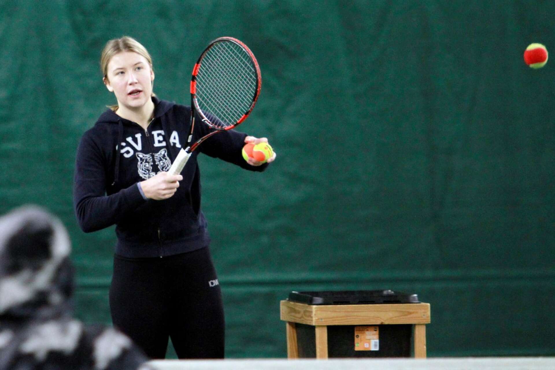 Kristinehamns tennisklubbs huvudtränare Karin Johansson är också till stor del Brunos tränare.