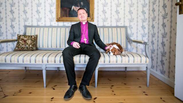 Biskopen Sören Dalevi berättar om hur han tänker kring sin stil.