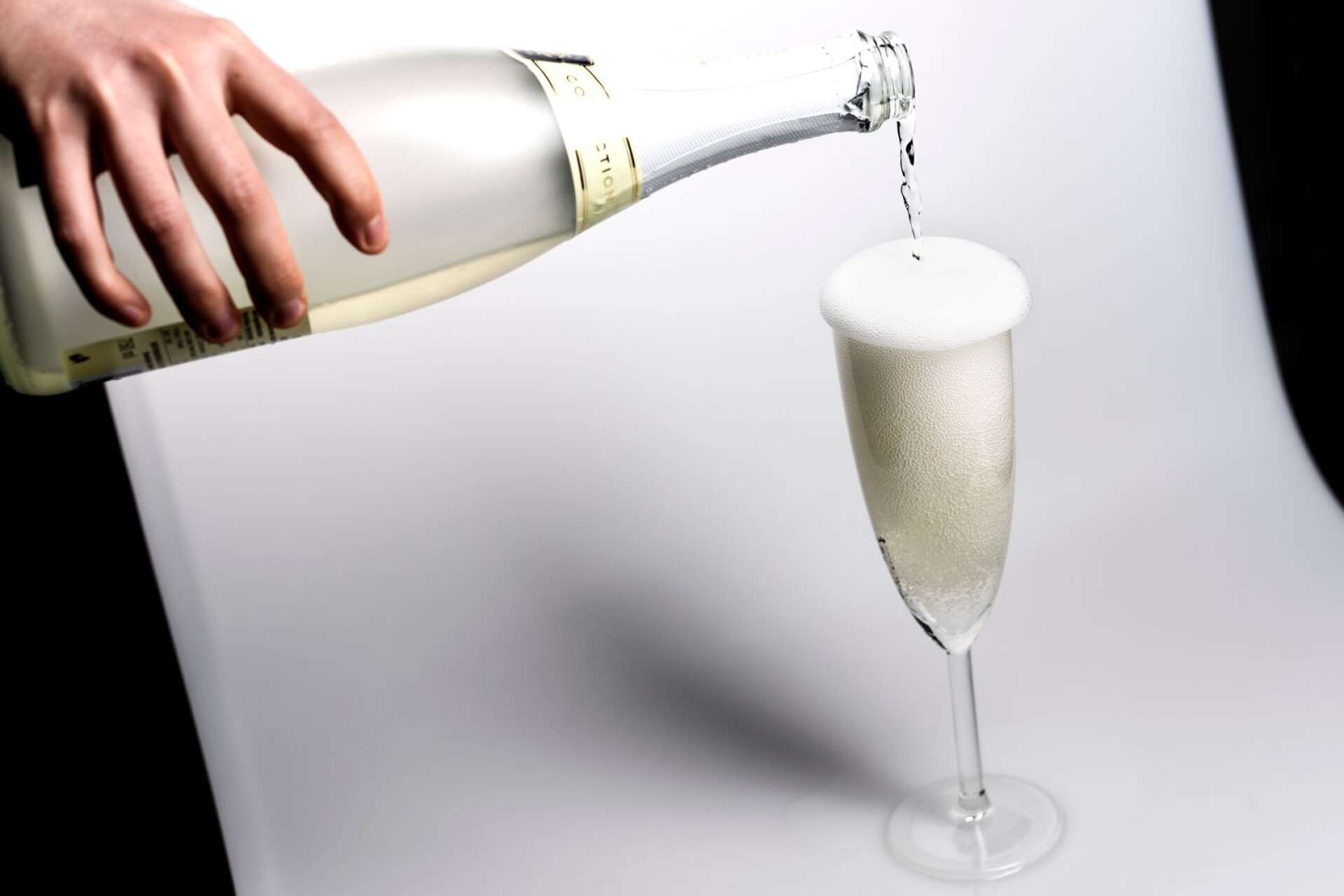 Öl, vin, cider och till och med champagne – för varje traditionell alkoholhaltig dryck finns numera även alkoholfria alternativ på Systembolaget.