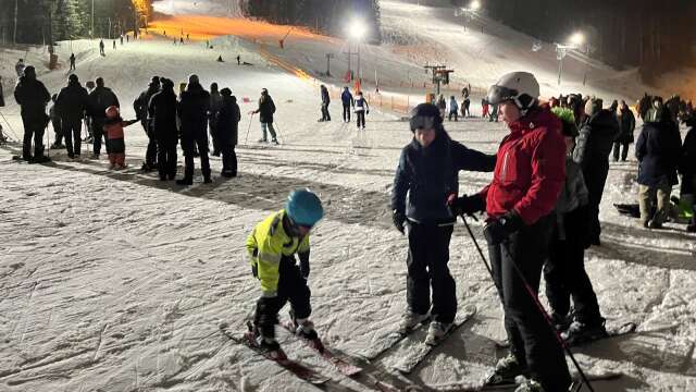Mellan 650 och 800 personer passade på att åka utför under kommundagen vid Ski Sunne.