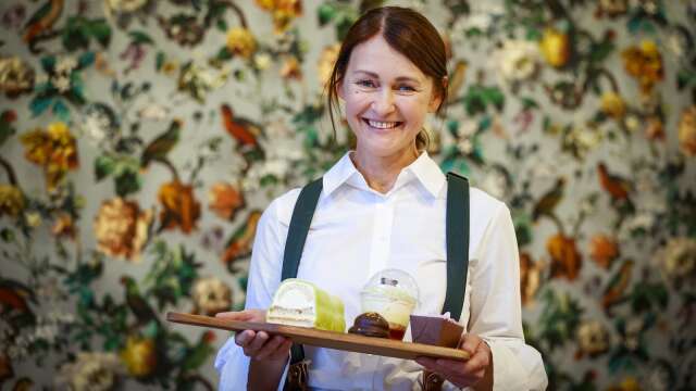 Alicja Högberg, konditor, har fått namnge Coop Tullholmens nya café som ska hylla Coops historia på marken där den nya butiken har byggts.