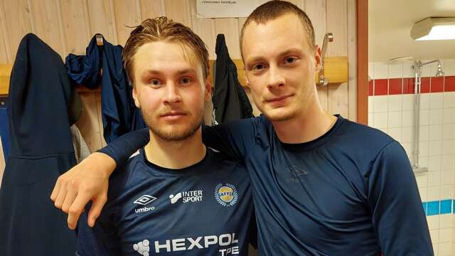 Jakob Hedborg och Elliot Nilsson stod för bra insatser i helgens träningsmatch mot Grebbestad. 