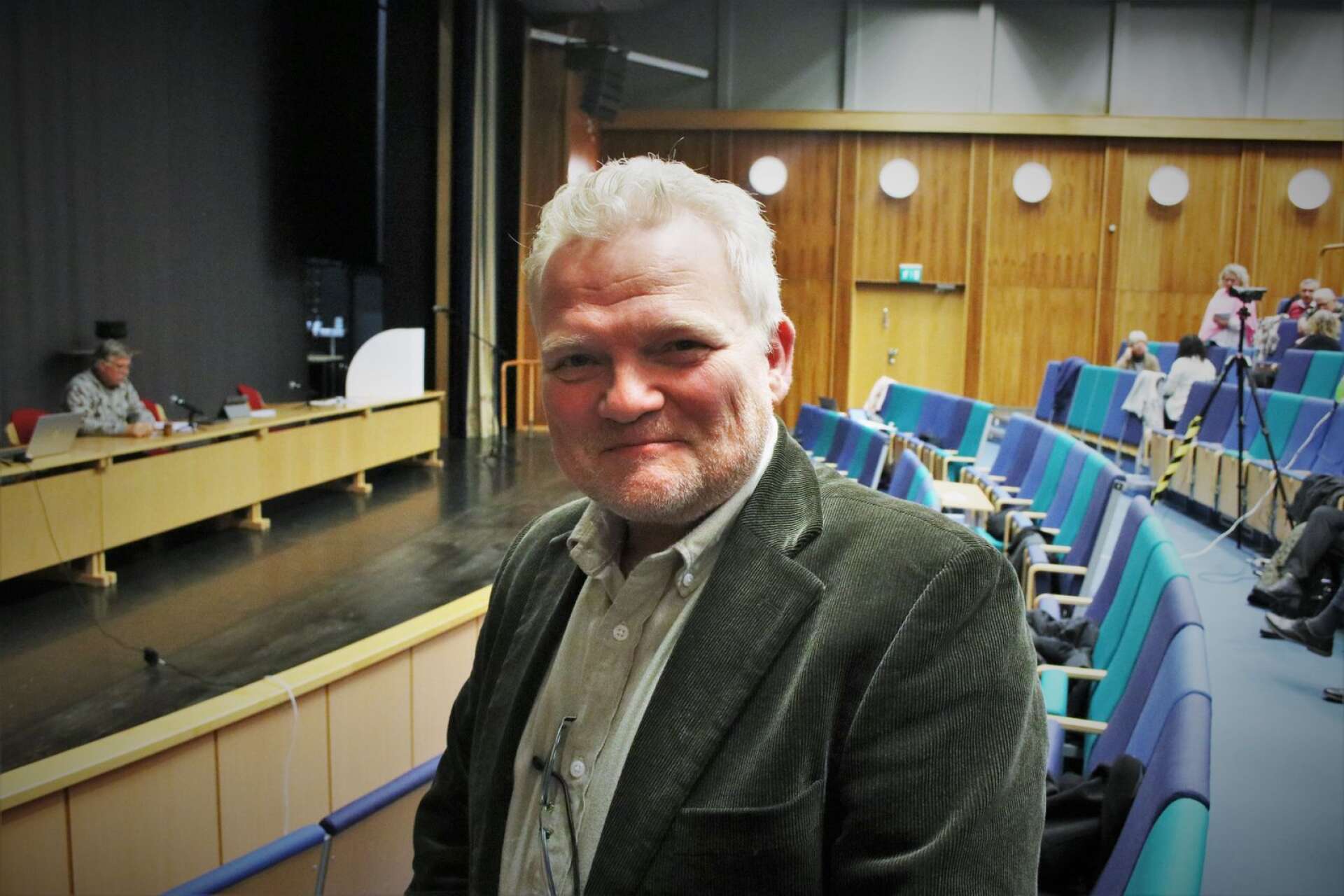 Kommunalrådet Michael Karlsson (M) hade ett givande möte med föräldrar och lärare på konstskolan i Fengersfors.