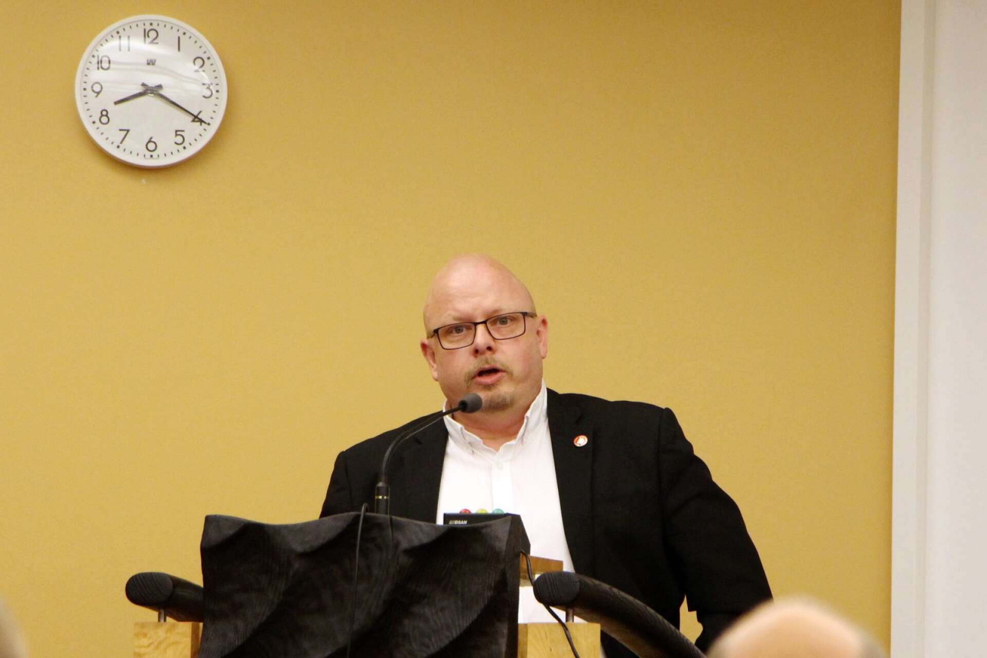 Socialdemokraternas första namn i Mariestad, vikarierande oppositionsråd Janne Jansson, tycker att jourcentralen i Mariestad bör vara kvar. Arkivbild.