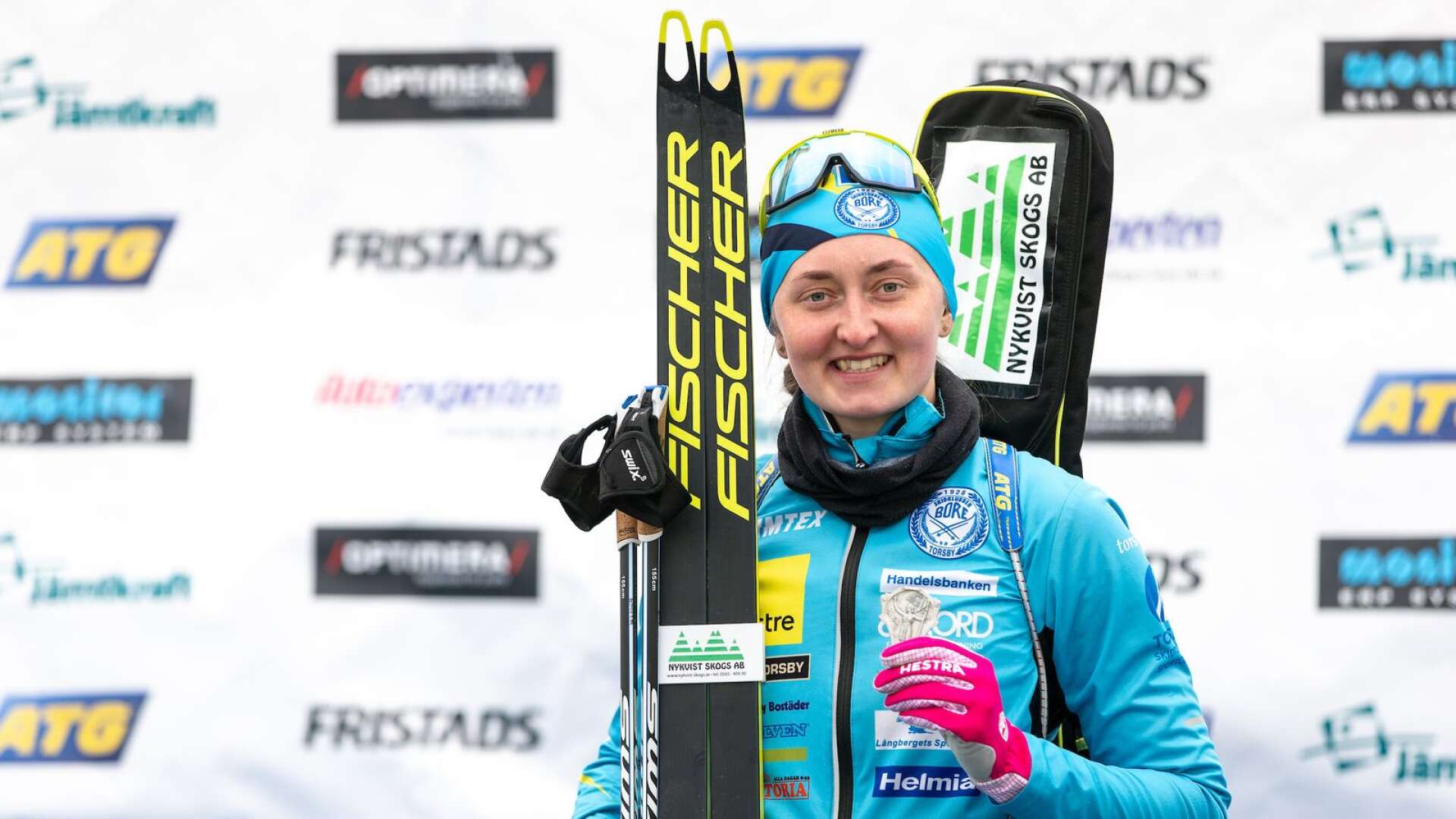 Värmländskan Emma Nilsson vann SM-silver på masstarten i Östersund.