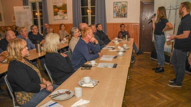 I början på november höll Svenska kraftnät ett informationsmöte i Fredsberg om den nya kraftledningen. Nu vänder man sig till myndigheterna. 