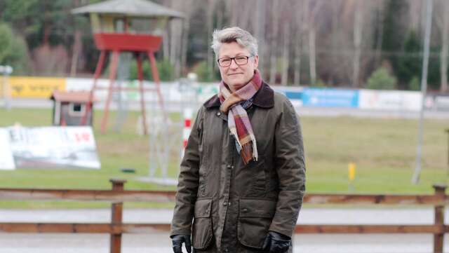 Iia Abenius slutar som travbanechef i Åmål efter fem år.