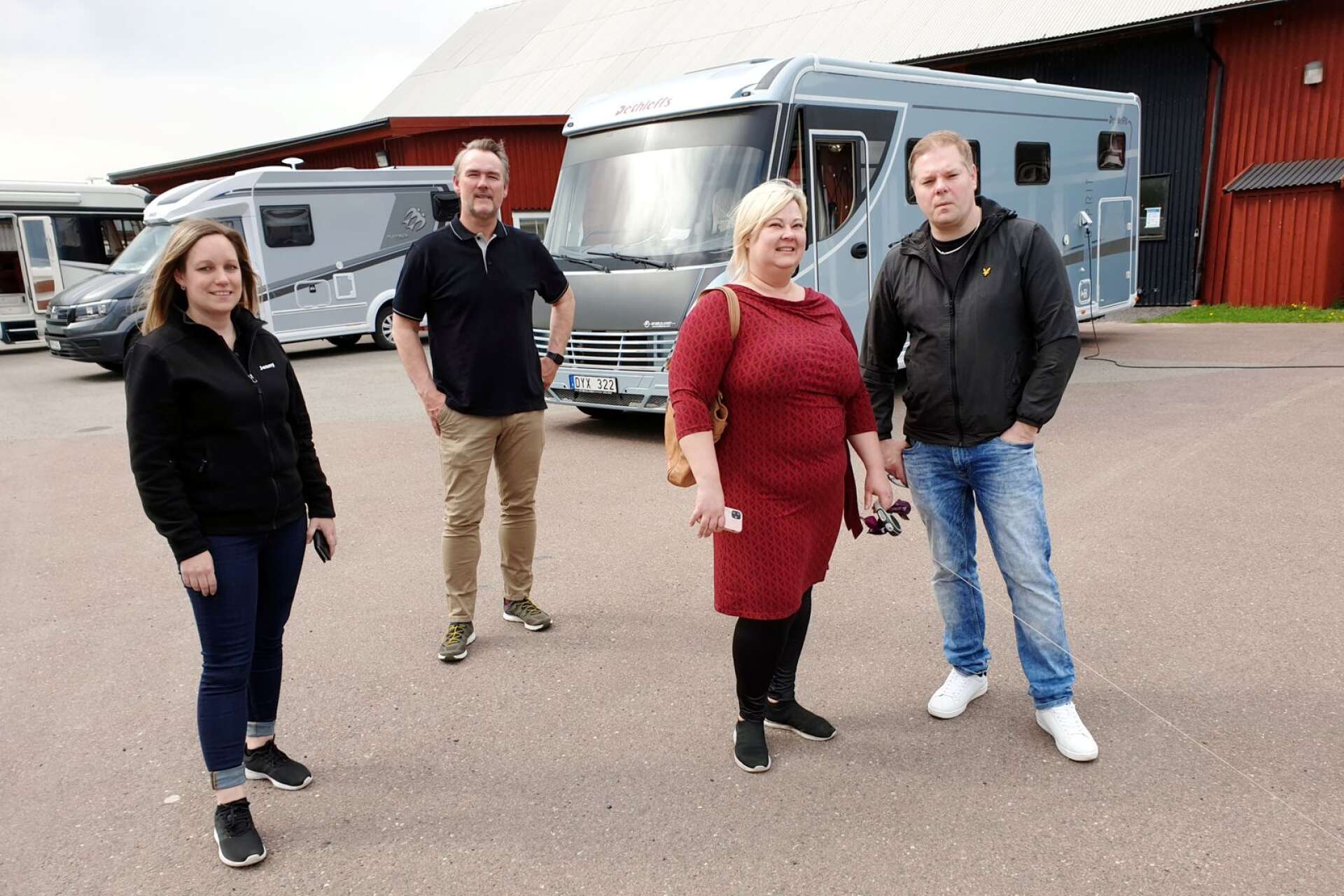 Jenny Edvardsson, Jonas Pettersson, Nicklas Hansson och Anneli Hejde Eriksson, bekräftar att husbilstrenden är kvar även i år.