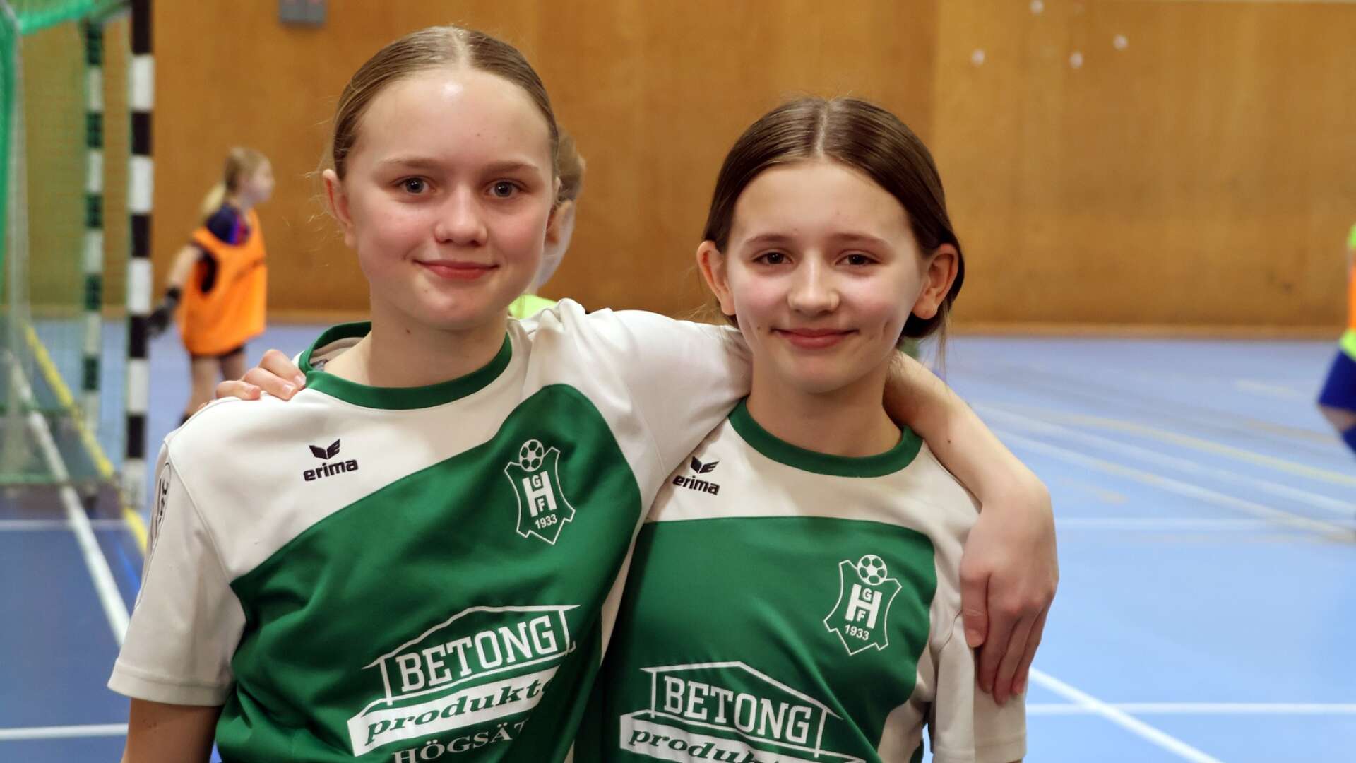 Sevärda matcher och mycket glädje • Astrid och Ebba, 13: ”Kul att de arrangerar det här”