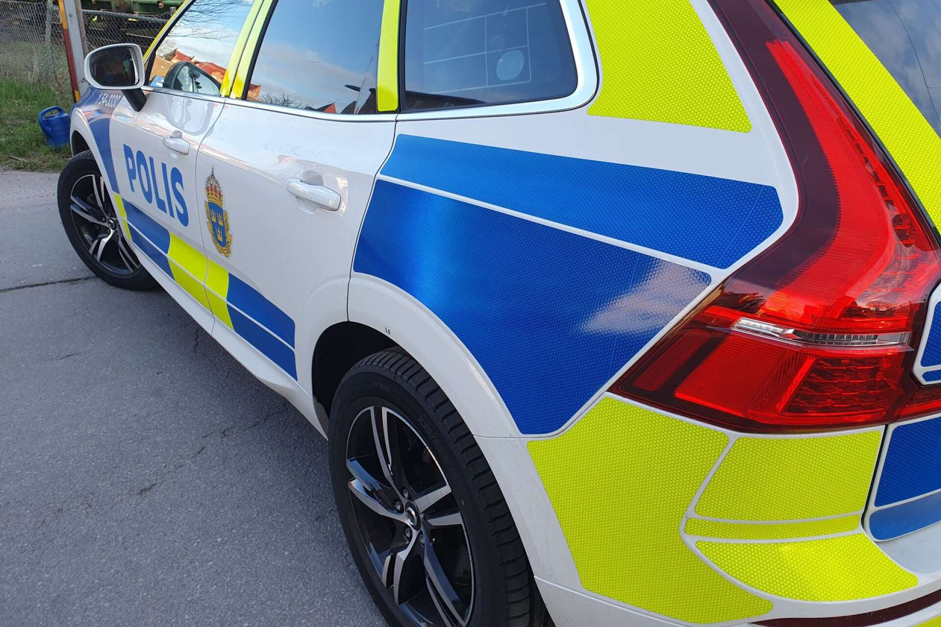 Fyra män blev under måndagen häktade på sannolika skäl misstänkta för rån efter händelsen i Åsensbruk i torsdags kväll. 