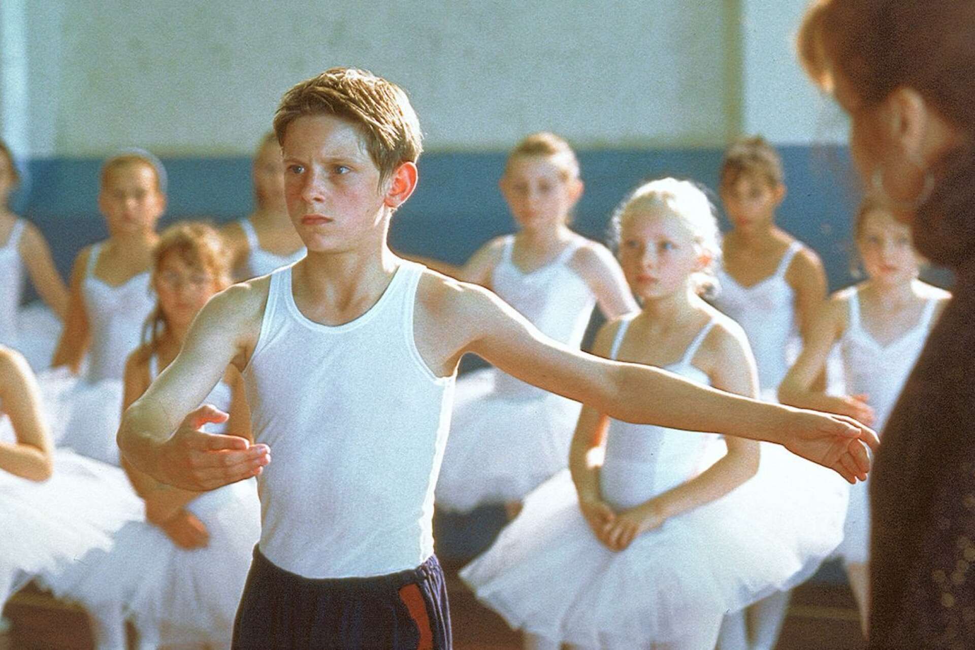 Billy Elliot är en historia om kollektivet versus individen. Bild från filmen från 2000.