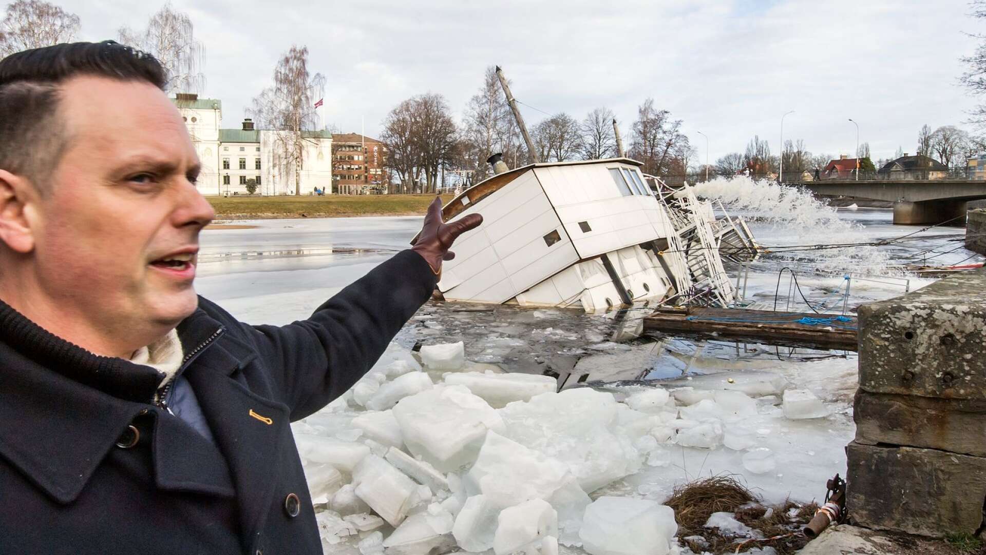 Björn Johansson är väldigt nöjd att inget av de värsta skräckscenarierna – att isen skulle trasa sönder Båten eller att fartyget skulle gå sönder under bärgning – inträffade.