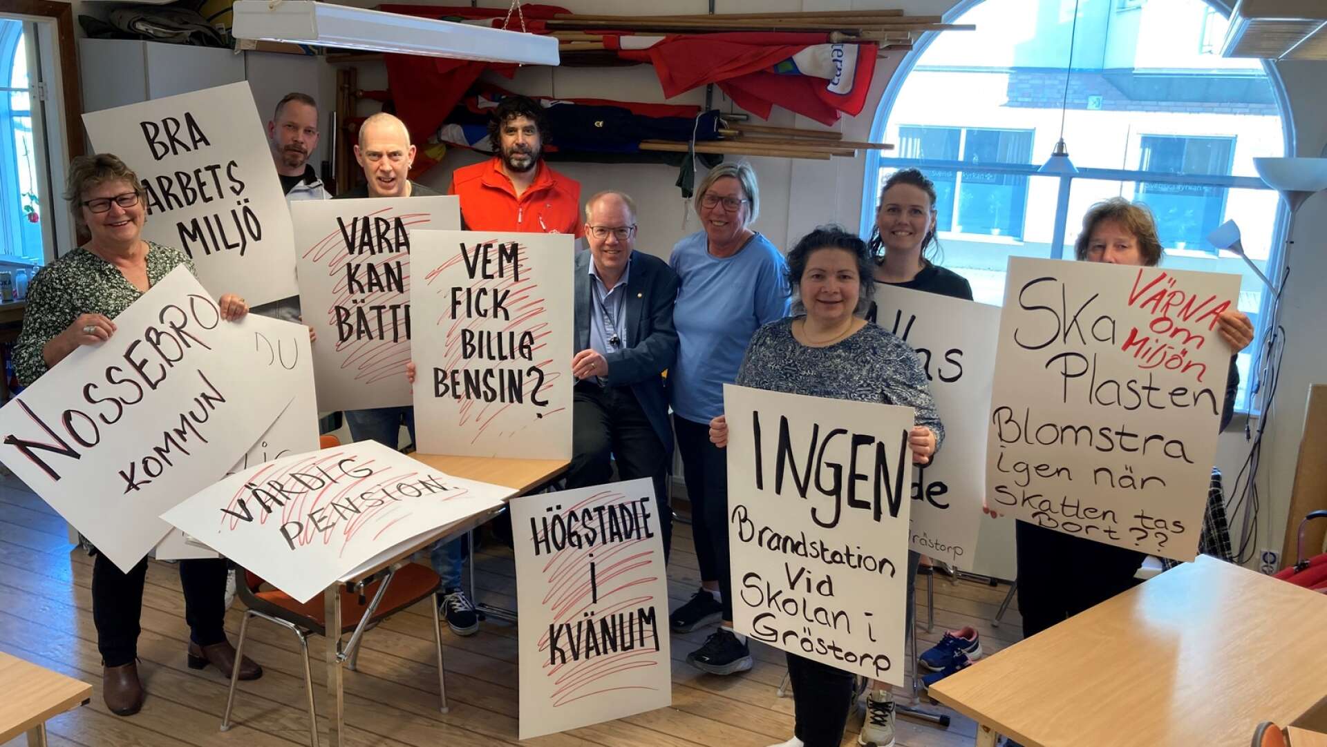 Arbetarrörelsen i Vara, Essunga och Grästorps kommuner är redo för årets första majtåg.