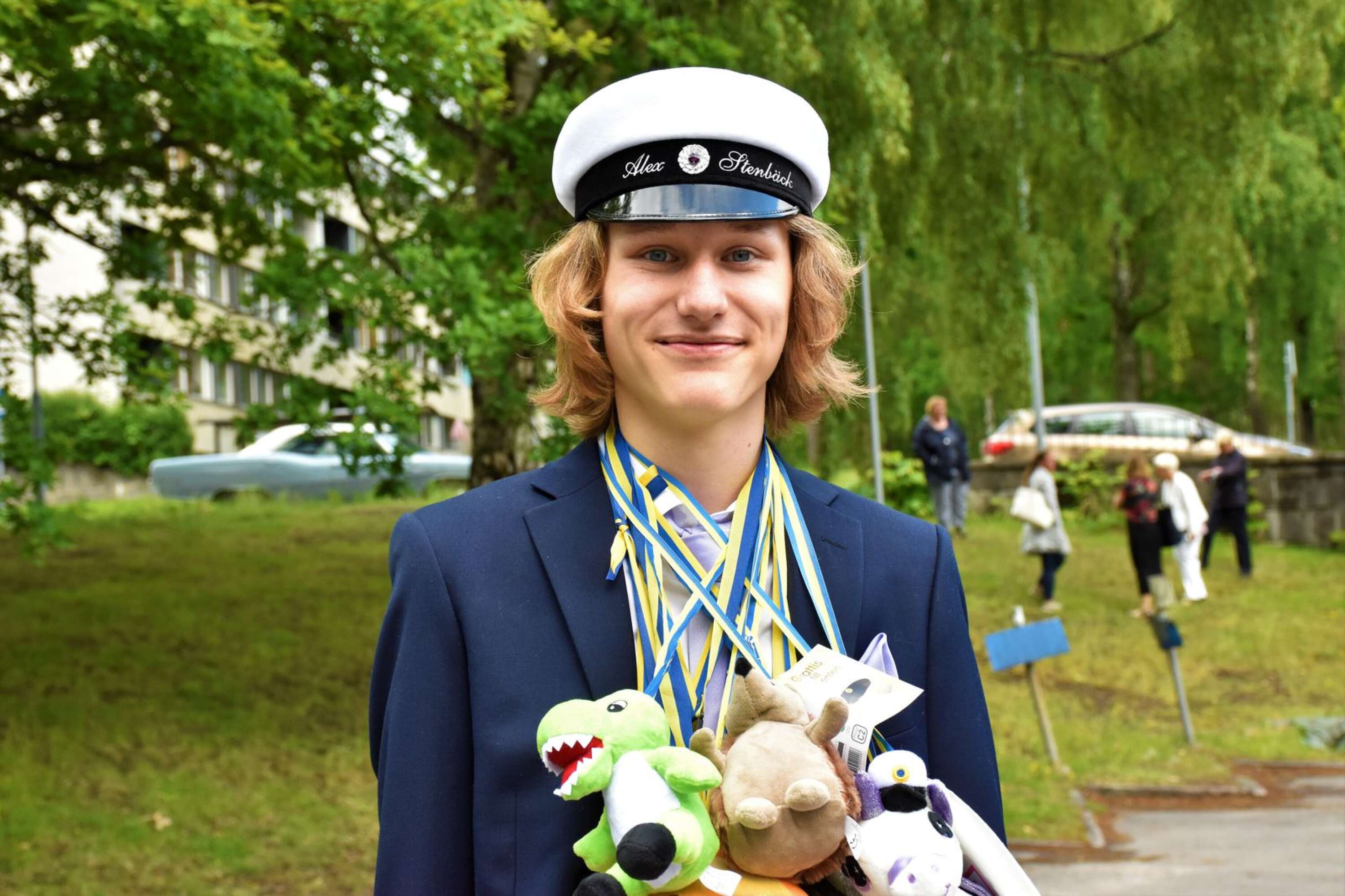 Alex Stenbäck Åkerberg är klar med gymnasiet. 