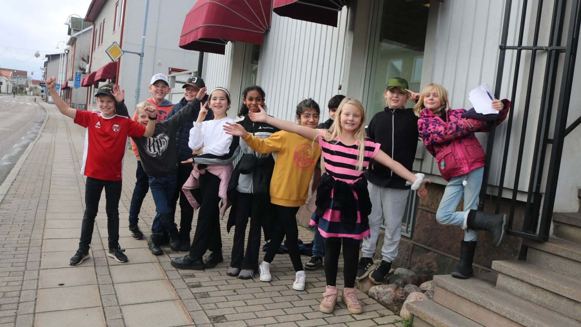 Barnen i årskurs 4 på Nossebro skola har flera olika förslag på gatunamn.