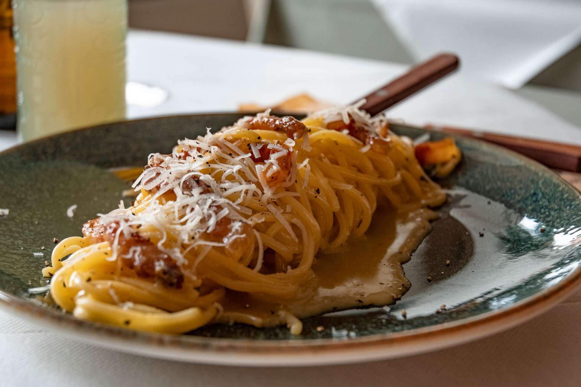 ”Sås har man till pasta i Italien”, säger Jenny Svensson.