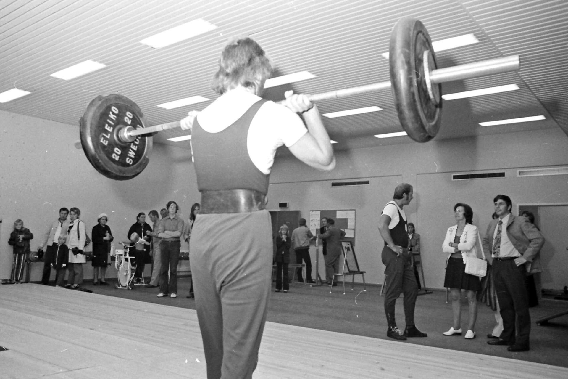 En av de föreningar som fick en egen träningslokal var Säffle Atletklubb, som förstås också visade upp sin verksamhet vid invigningen. 