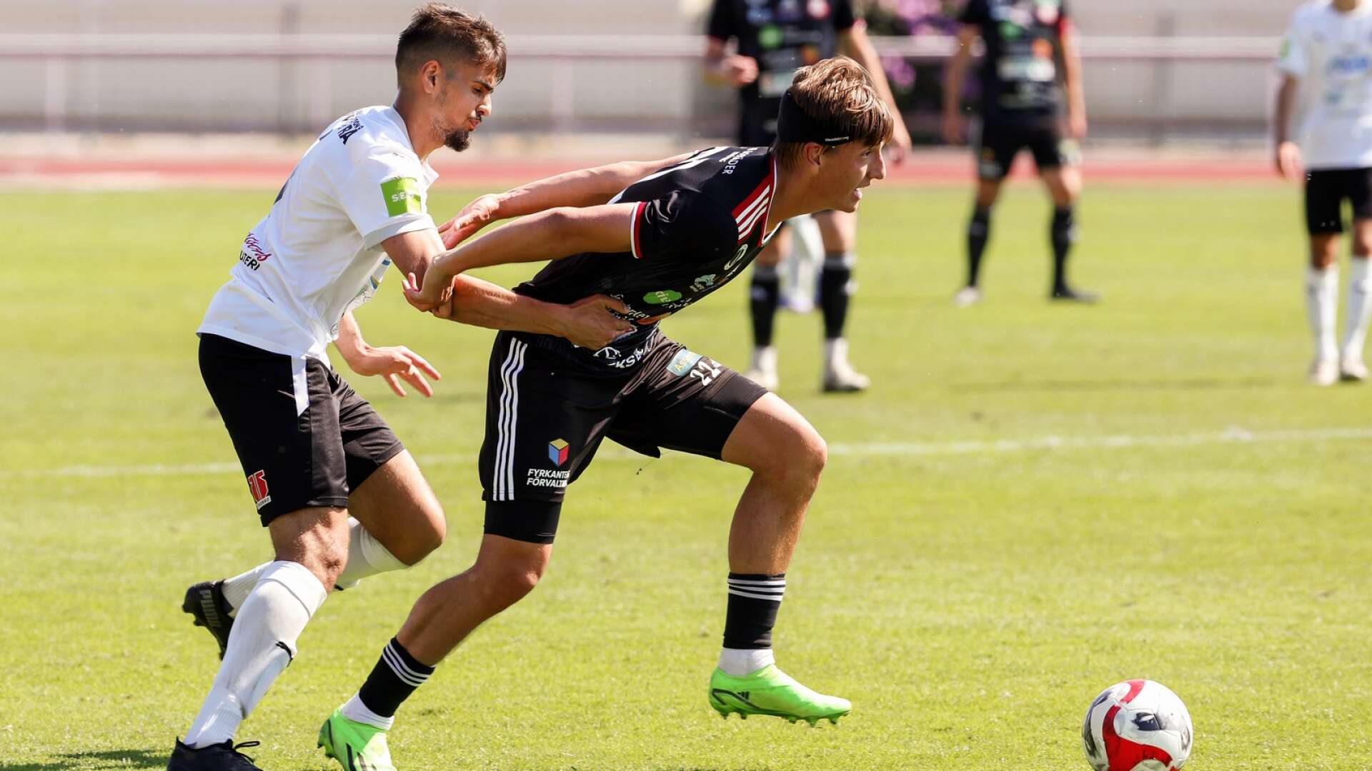 Jonathan Törner kommer den här säsongen att spela för division 2-laget Lidköpings FK.