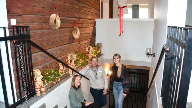 Cornelia Oskarsson, Marianne Krönsjö och Nora Ramström älskar när det drar ihop sig till jul på Ulvsby herrgård.