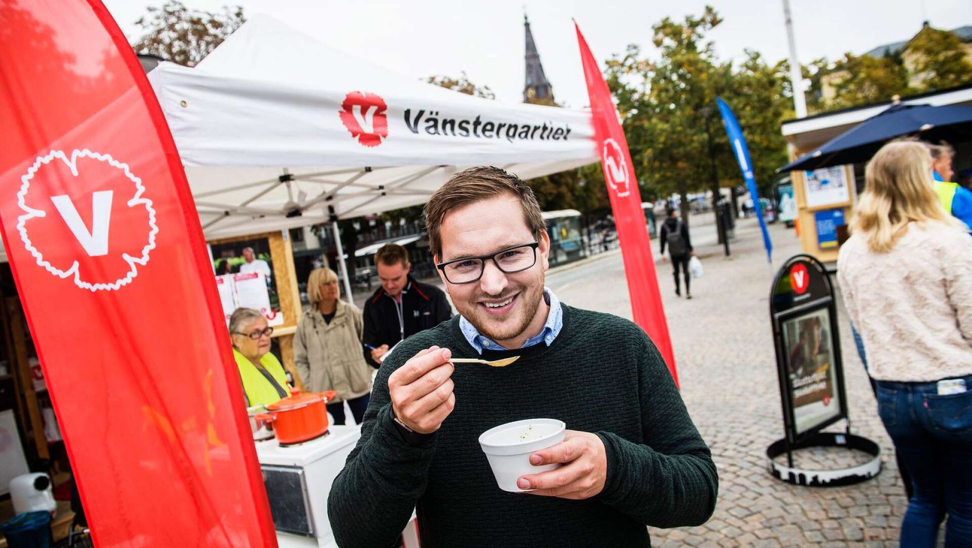 Håkan Svenneling, nominerad till ny V-ledare.