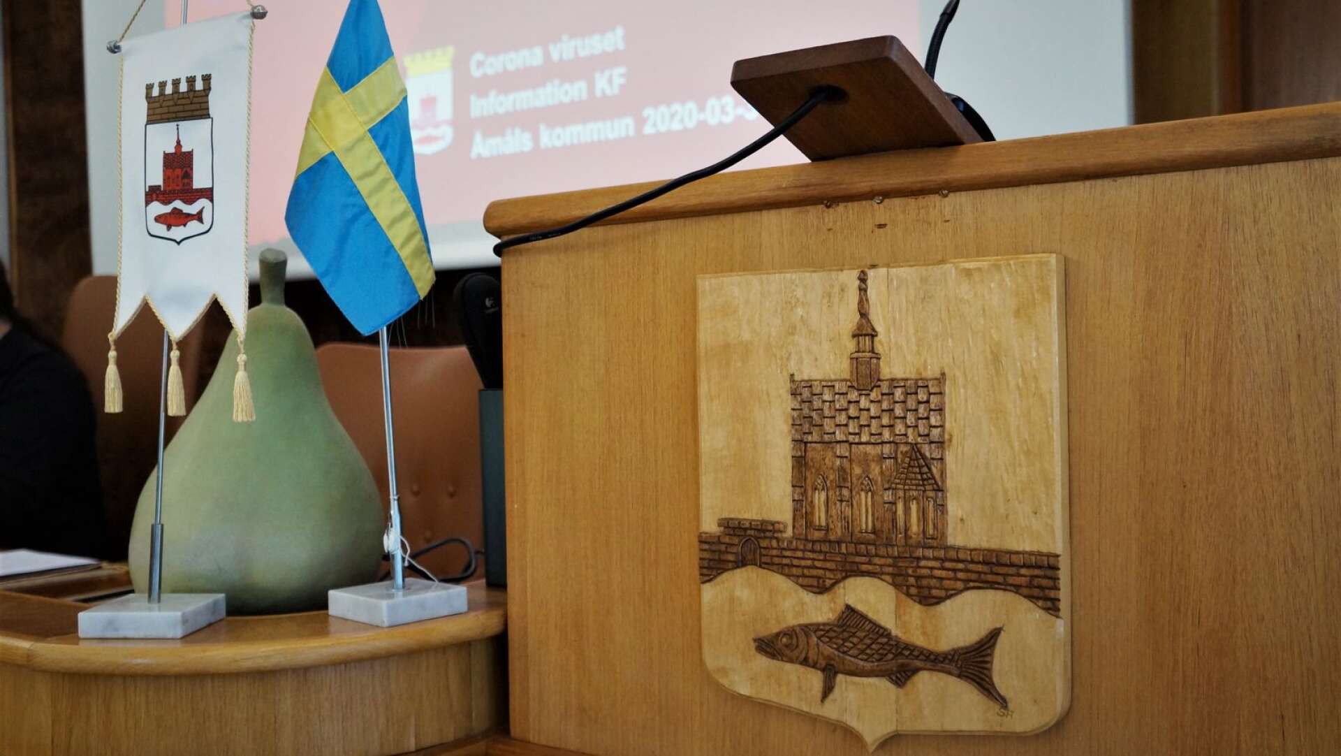 Allianspartierna i Åmål vill senarelägga fullmäktigemötena igen.         