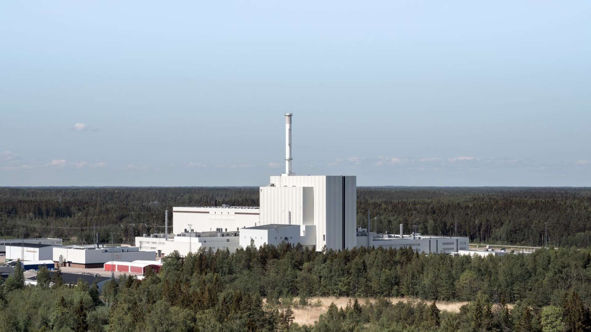 Ge legala förutsättningar för ny kärnkraft. Tillåt att det byggs nya reaktorer på fler platser än där det finns befintliga kärnkraftverk, skriver Ulf Kristersson och Pål Jonson.