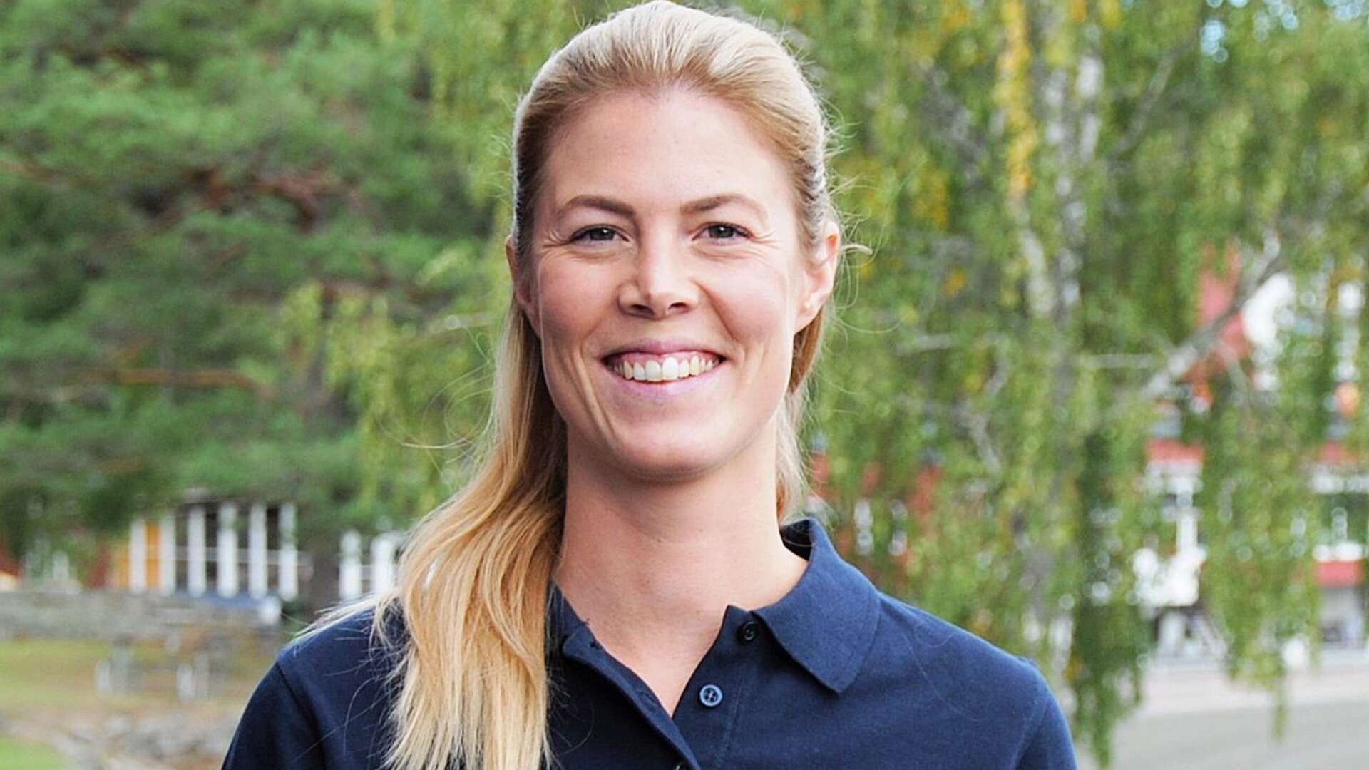 Johanna Karlin är travbanechef på Årjängstravet.