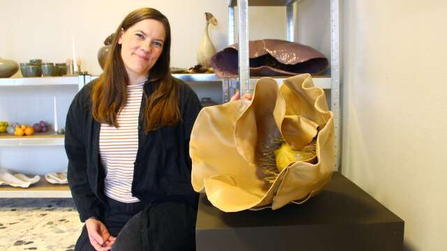 Emma Samuelsson vann kategorin Contemporary craft – samtida konsthantverk – i den internationella tävlingen Global Design Graduate Show.